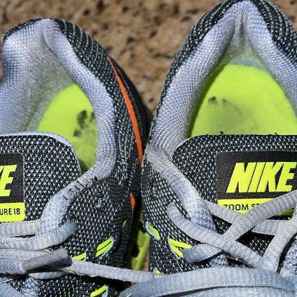 Nike Zoom Structure 18 - Picture 2 of 9